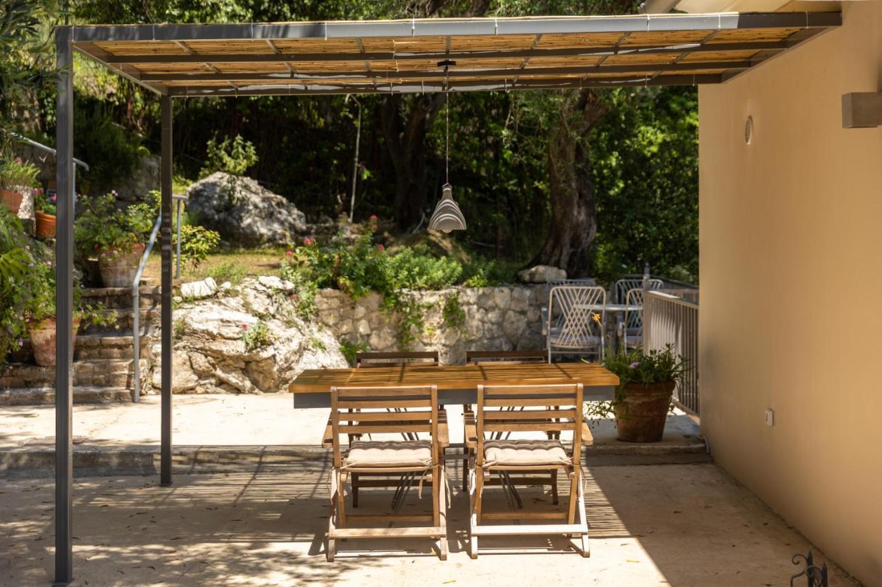 Paleokastritsa Red Gate Flat Apartment Luaran gambar